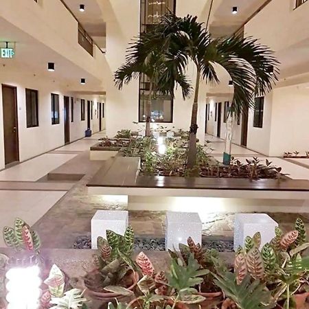 The Atherton Paranaque City Eksteriør billede